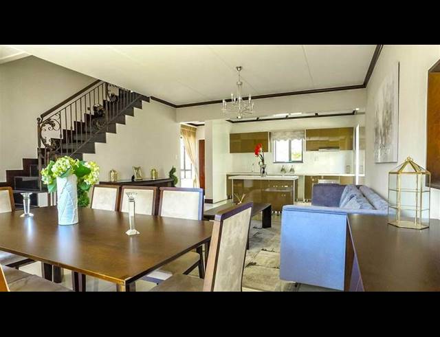 3 BEDROOM HOUSE FOR SALE IN FOURWAYS